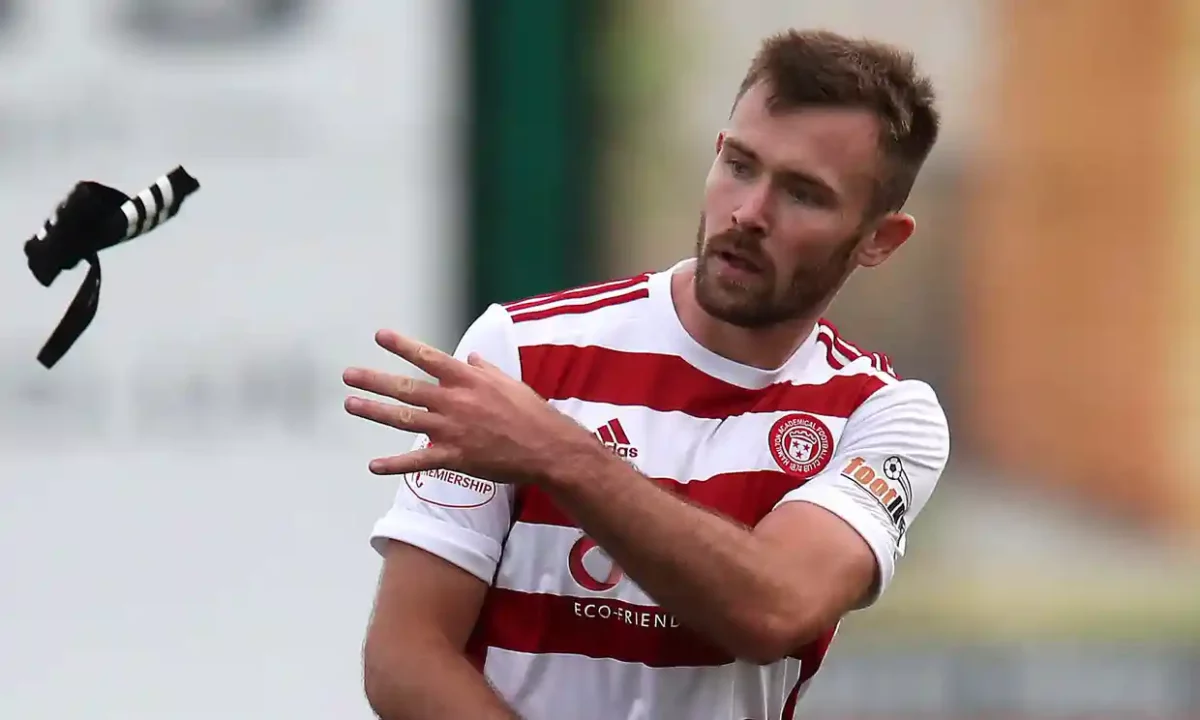 แทงบอลทีเด็ด ซึ่งบอลเหล่านี้ส่วนมากแล้วแม้มีการต่อกัน